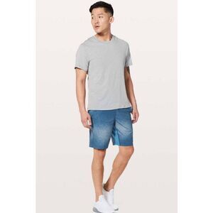 LULULEMON ATHLETICA T.H.E. Short 'Linerless 9' Updated Fit Size Medium